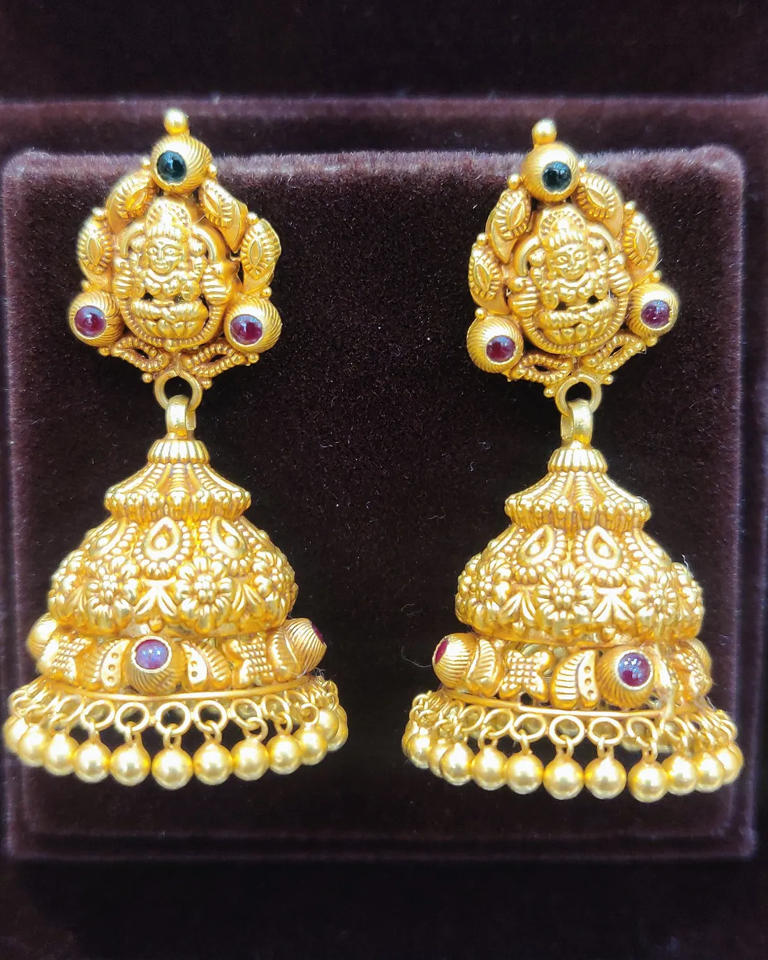 Lakshmi jhumka, view 2